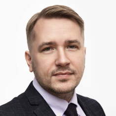 Александр Стешенцев — спикер вебинара
